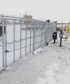 Commercial Cantilever Automated Chain Link Gate Denver