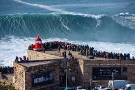 Nazaré Big Wave Surfing
