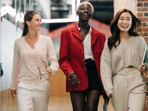 Style with Identity: How to Refresh Your Wardrobe with Timeless Key Pieces