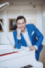 Mingaugas Neverovas Pianisti