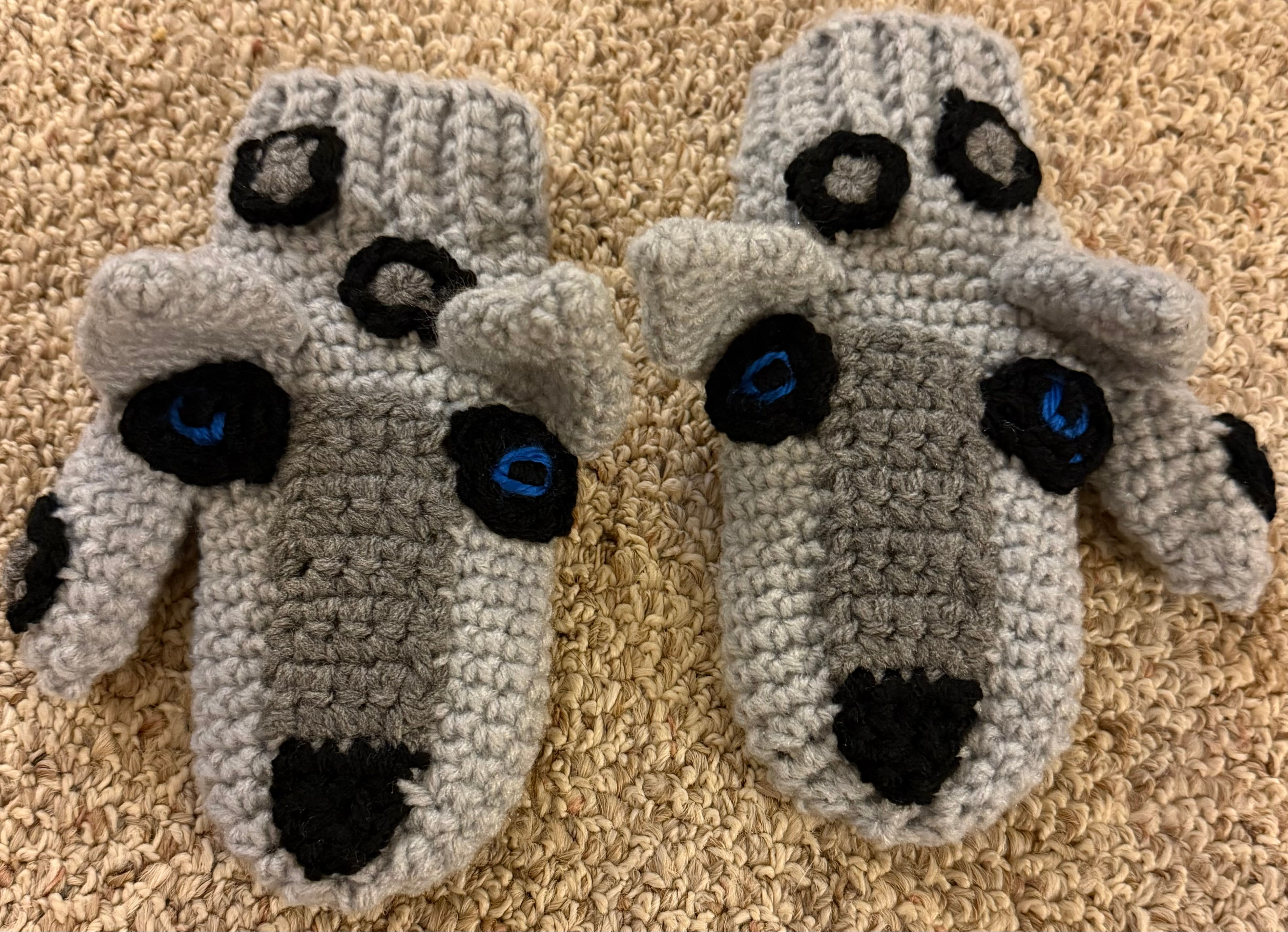 Snow Leopard Mittens