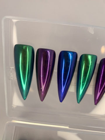 Thumbnail: Everything’s Chrome 💚