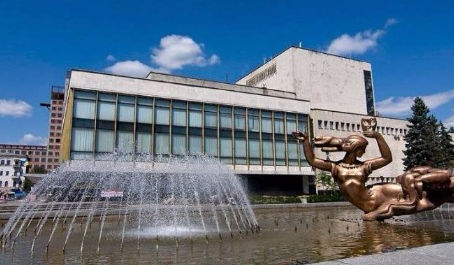 Эксперимент в театре оперы и балета