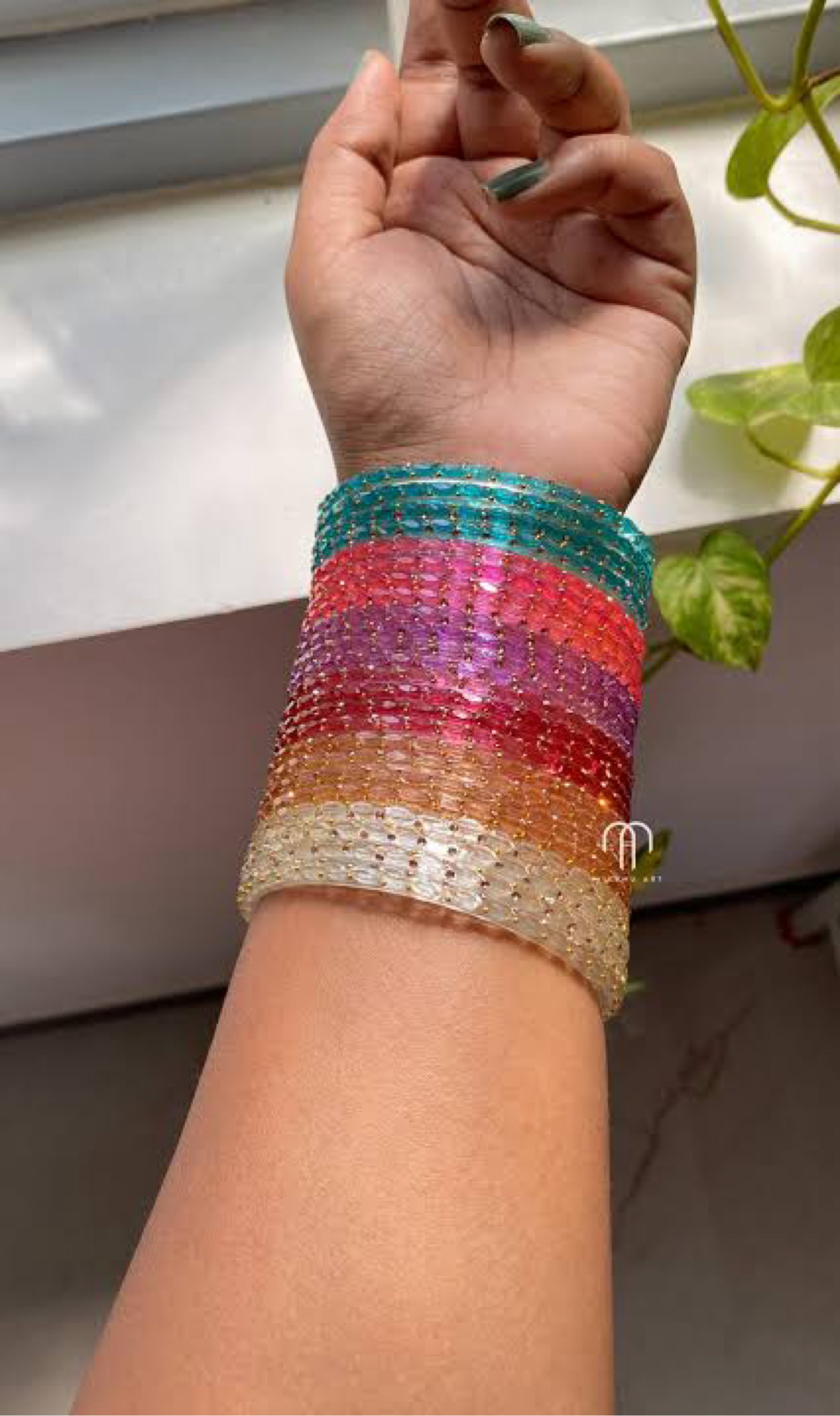 Lot de bracelets bangles traditionnels multicolores