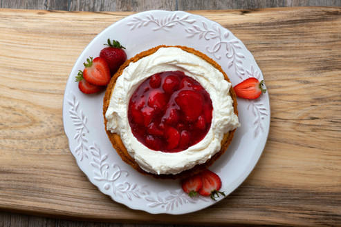 The Pie Kings strawberry cream pie