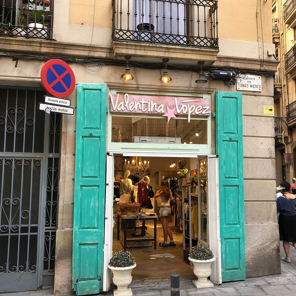 Unique boutiques all over the old town
