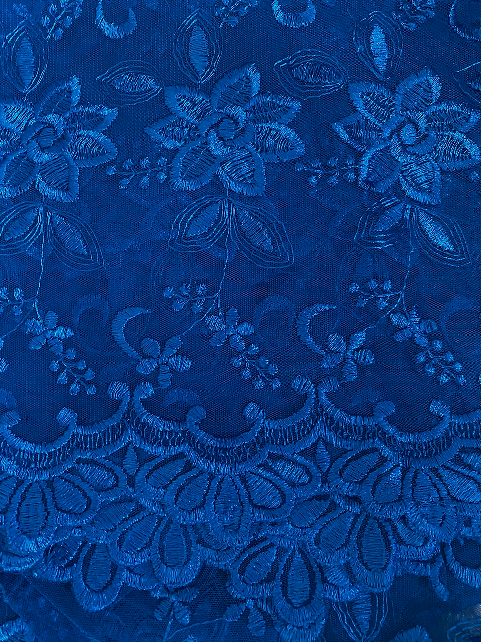 Miniatura: 0622 - Robe de renda bordada
