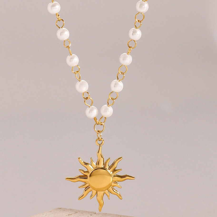 Collier Hélios – Soleil & Détails Perlés, vue 3