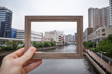 framing-landscape-while-traveling.jpg