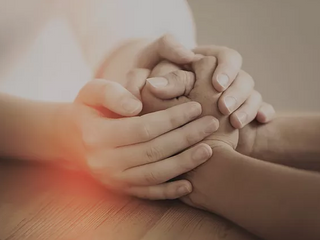Using Flower Essences to Prepare Patients and their Families for the End of Life Transition