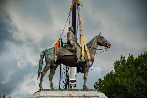 2020_Stonewall_Jackson_Removal_RAW-558.jpg