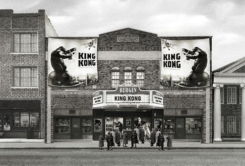 2-3 1930s BERGEN THEATRE-KING KONG+PP+banner 3.jpg