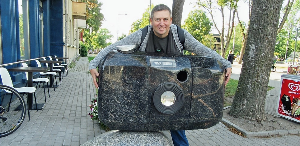 Памятник фотоаппарату в Паланге