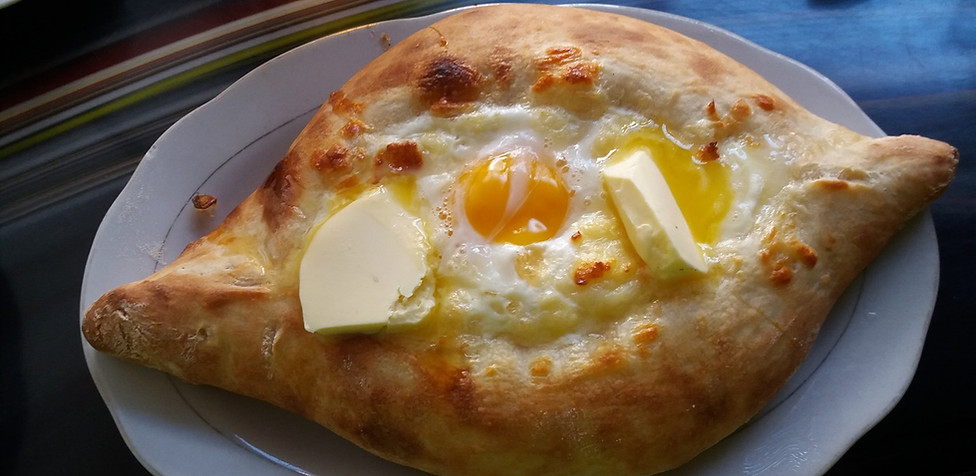 Хачапури по-аджарски