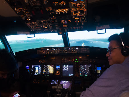 Turismo Corporativo: visite os simuladores de vôo do CAE