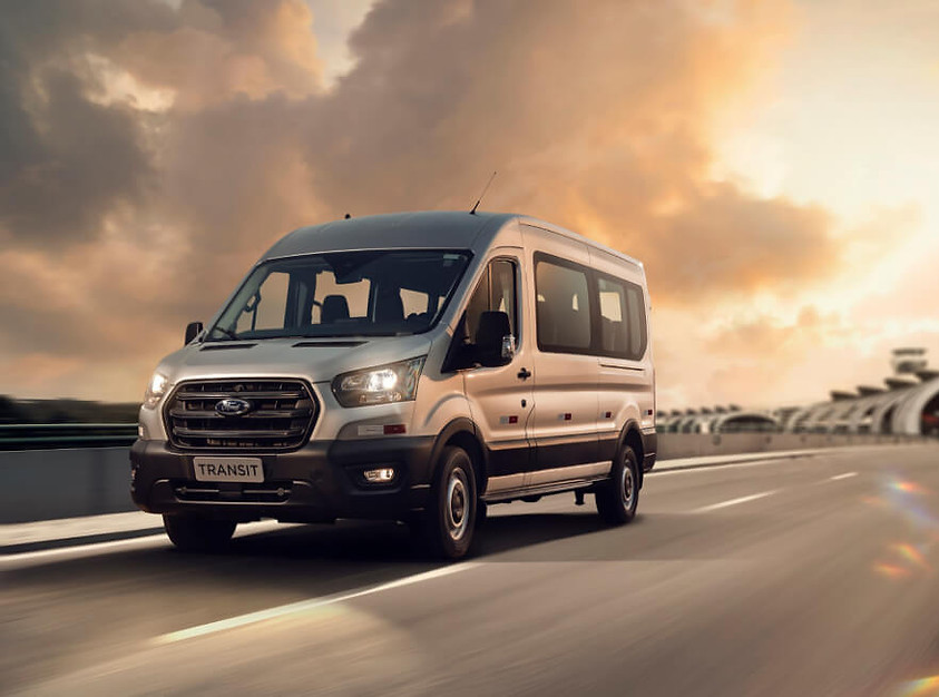 ford-brasil-transit-minibus-transmissao-automatica-estrada-28032023.jpg