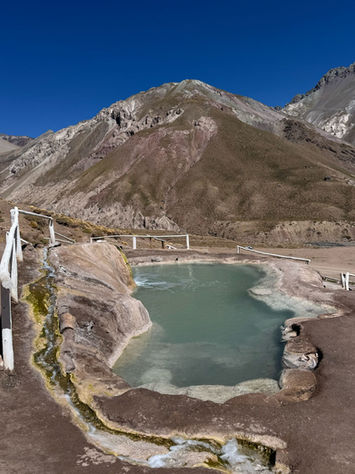 Recorrido por Cajón del Maipo, Embalse el Yeso y Termas Valle de Colina, Chile