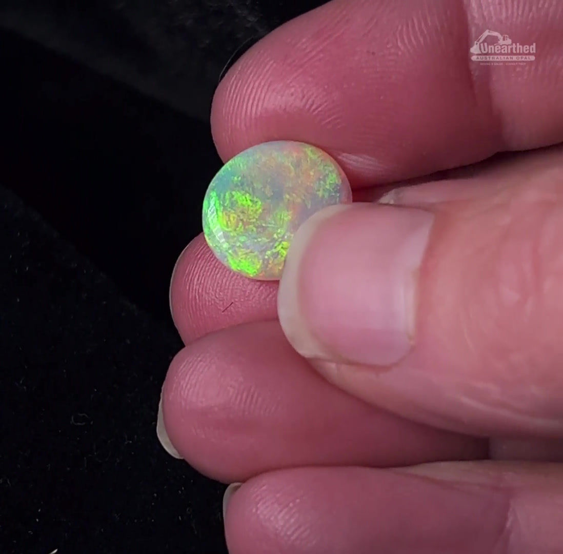 カット＆研磨済みオパール 285 ドル