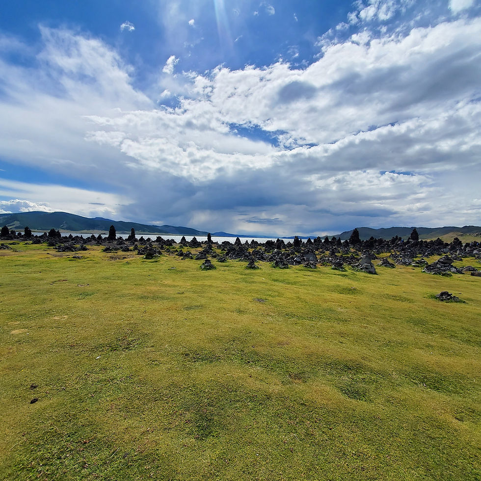 Mongolia Unveiled: Legendary Icons and Untouched Hidden Gems.