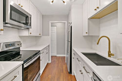 3700 Capri Ct, Glenview, IL14