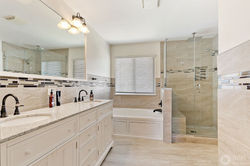 3373 Worthington Ln, Lake in the Hills, 