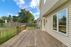 REAL ESTATE PHOTOGRAPHY  DECK PHOTO PATI