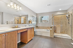 579 Homestead Ct, Aurora, IL39