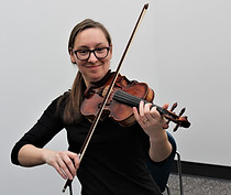 Melissa Curic - Violin 4.jpg