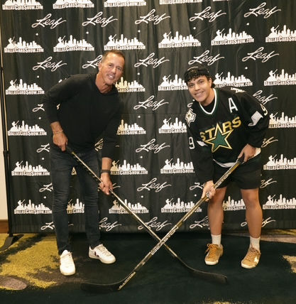 "This guy has all my stuff!" Me and Mo at the DCS.