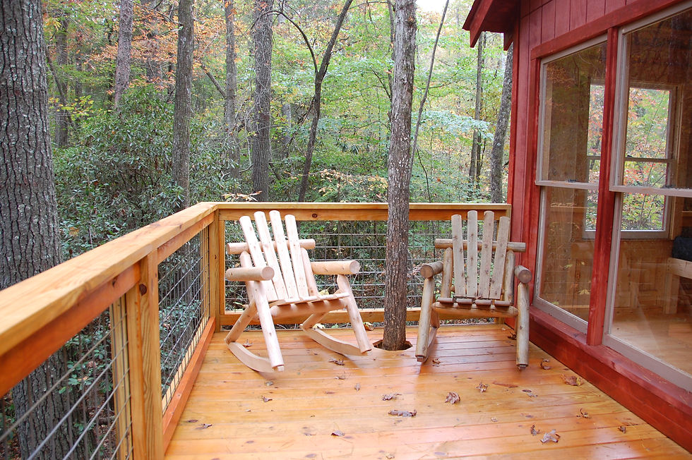 TREEHOUSE CAMPING