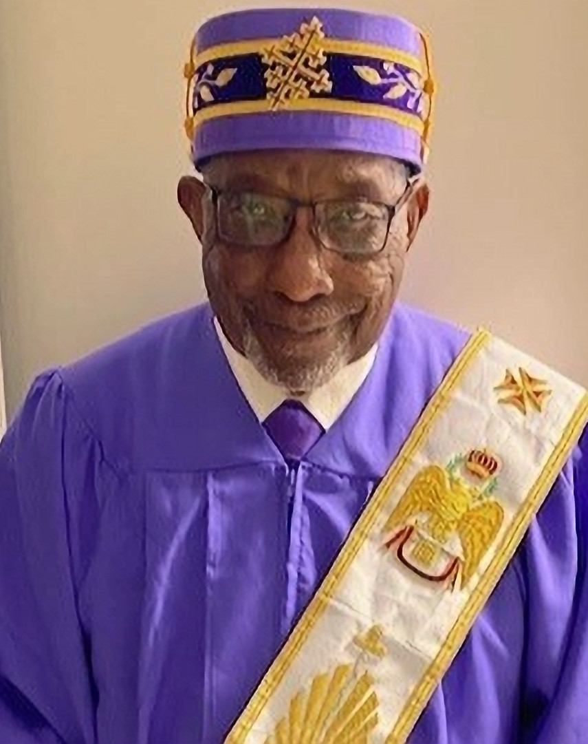 ILL. JOSEPH THOMAS 33