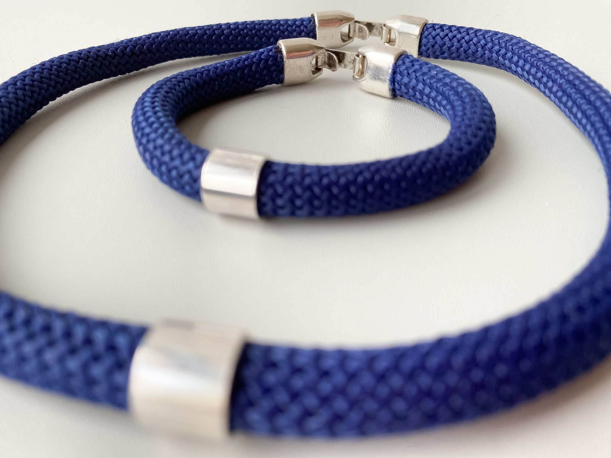 SILVER Paracord bracelet