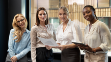 mulheres empreendedoras em posição de liderança