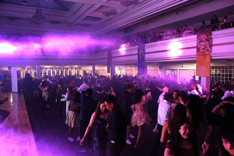 Crónica de una Noche Legendaria: "El Festín de los Cinco Reinos"