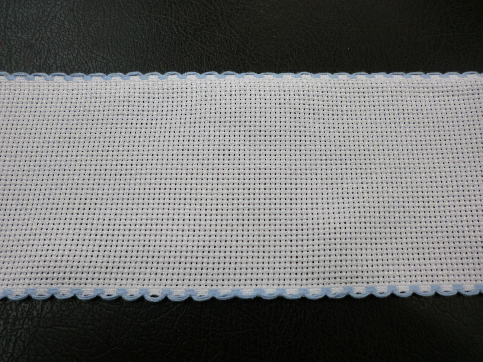 BORDO TAGLIO TELA AIDA 55 FORI PUNTO CROCE ZWEIGART h cm 8 / 42 QUAD. AZZURRO