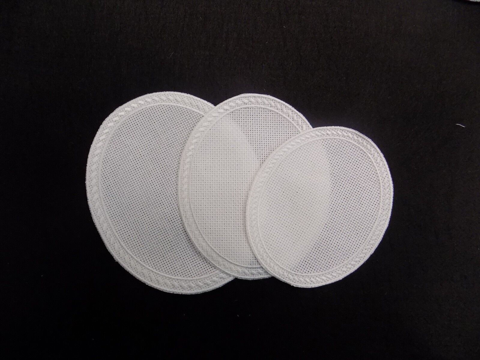 INSERTO OBLO' OVALE APPLICAZIONE IN TELA AIDA DA RICAMARE A PUNTO CROCE BIANCO