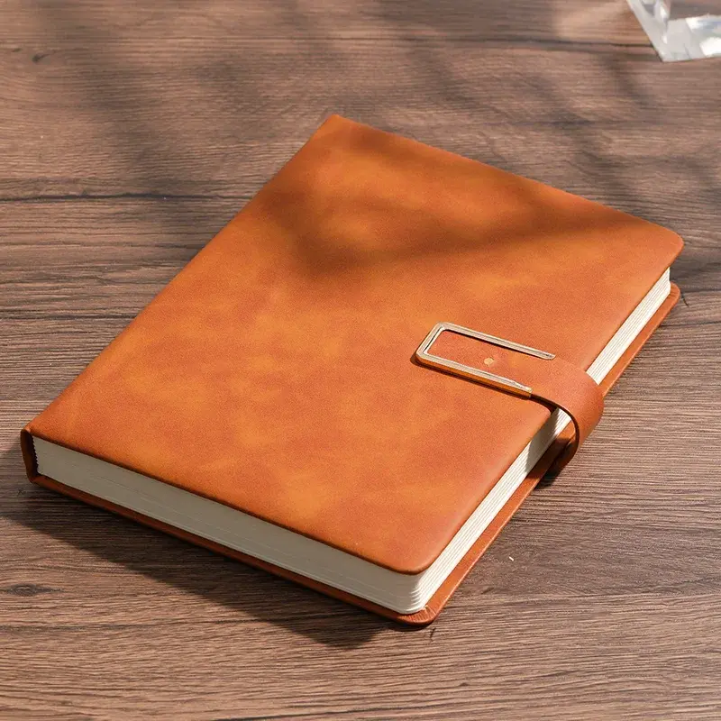 Miniatura: Caderno Clássico com Fecho