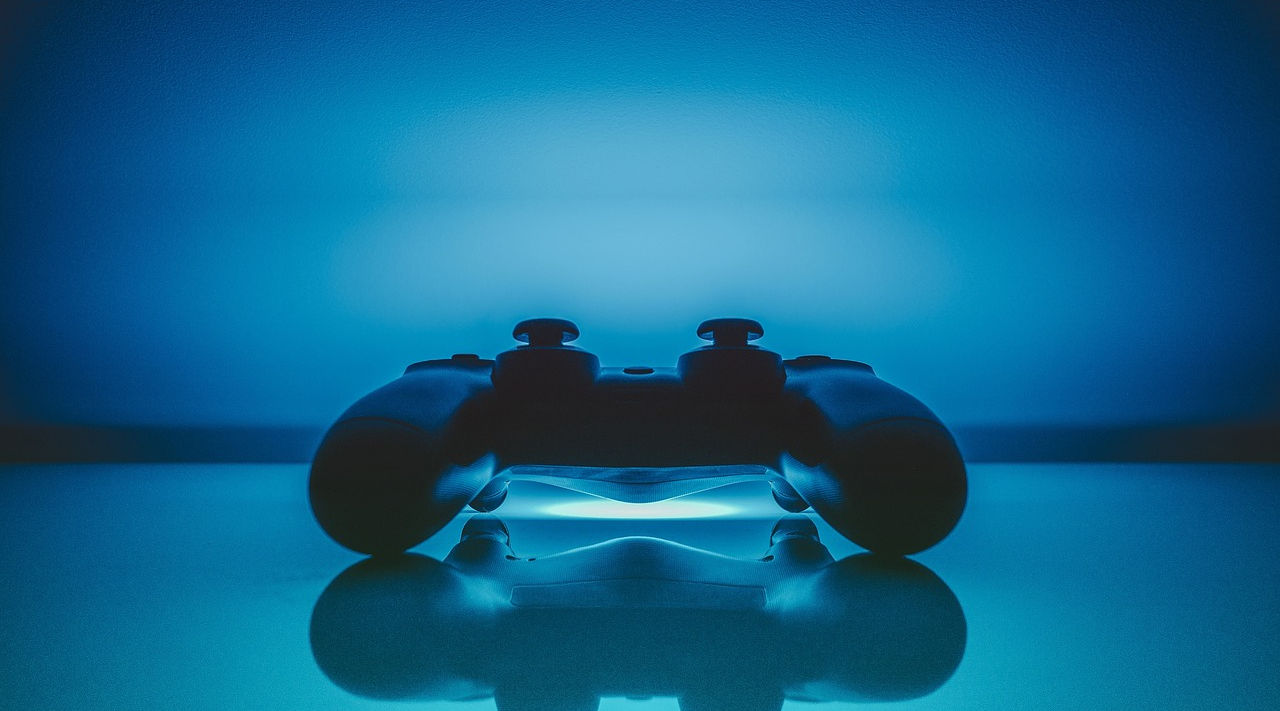 controller-2618897_1280_edited.jpg