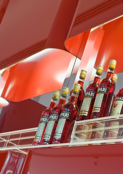 Campari
Aluform
Verbundplatten für Architektur
Verarbeitung von Verbundplatten
Alufassade
Alucobond