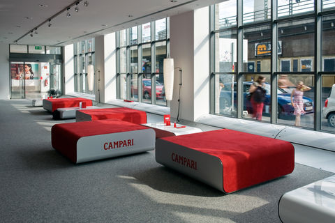 Campari
Aluform
Verbundplatten für Displays
Fassadenverkleidung
Alucobond
Alucobond-Fassadenverkleidung
Fassadenbau