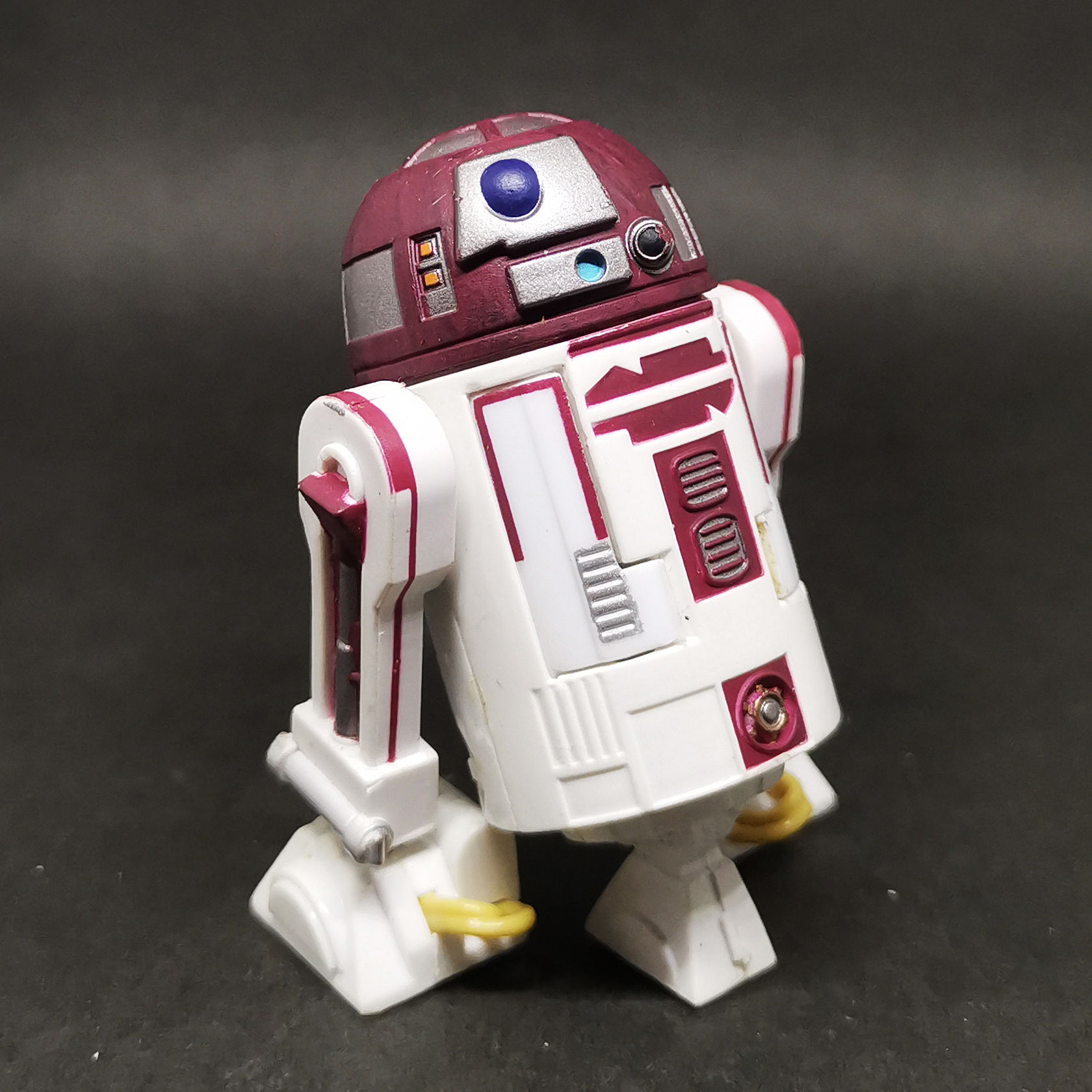 CW30 the clone wars R4-P17  3.75" Astromech Droid