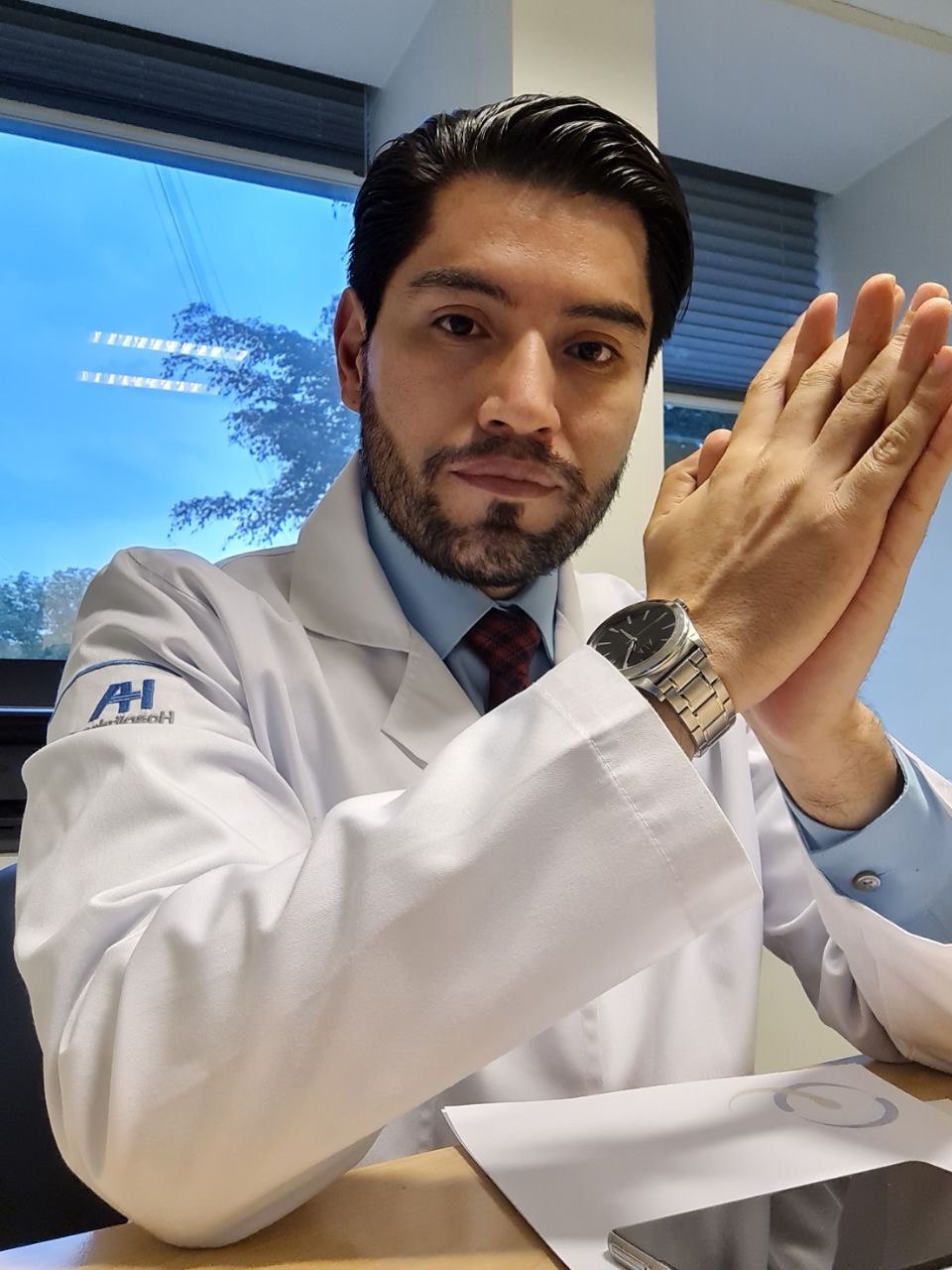 Dorian Yasmane Elizondo González, Dr.