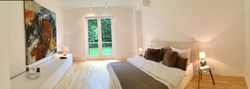 13 Schlafzimmer 