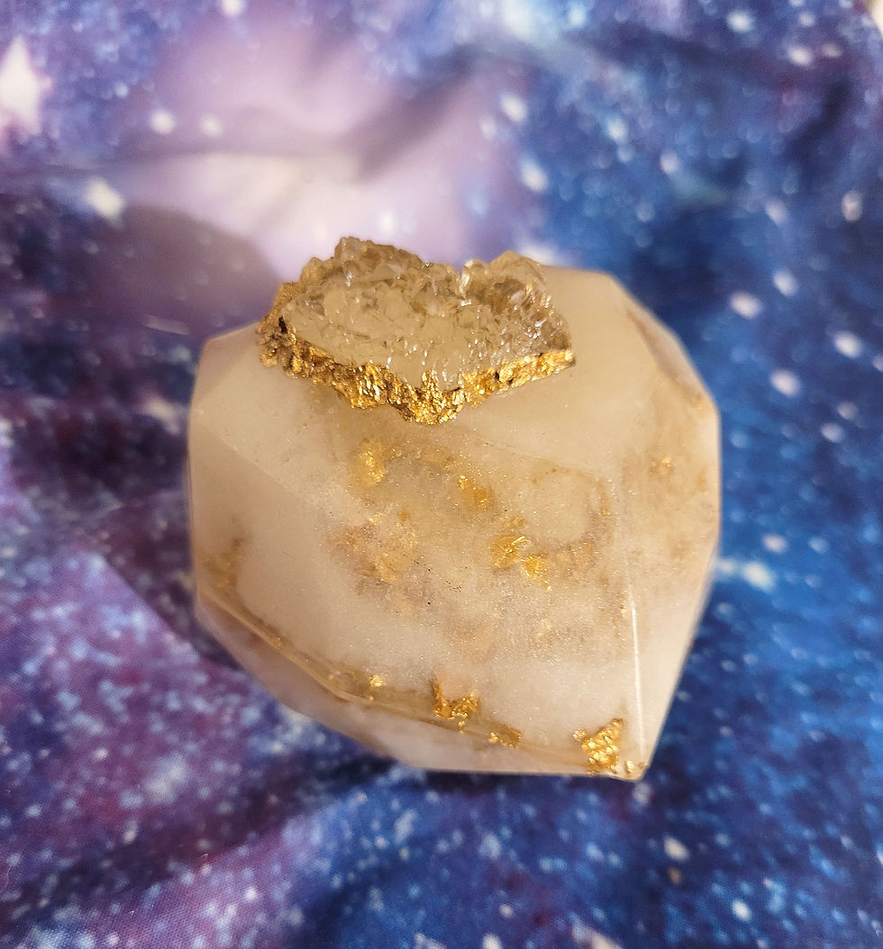Thumbnail: Handmade Heart Geode box- Noir