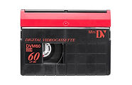tm7eayyv410c1.jpg