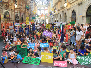 Noi bambini e ragazzi chiediamo la pace! 