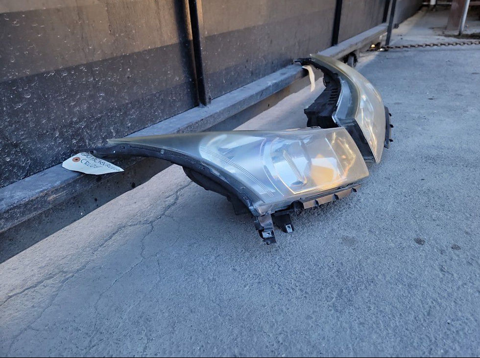 Miniatura: 2011-2016 Chevy Cruze Headlight Right Side $150 Left side $150