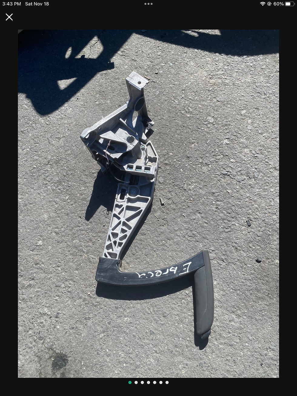 Miniatura: 2016 Ford C-max Emergency Brake 