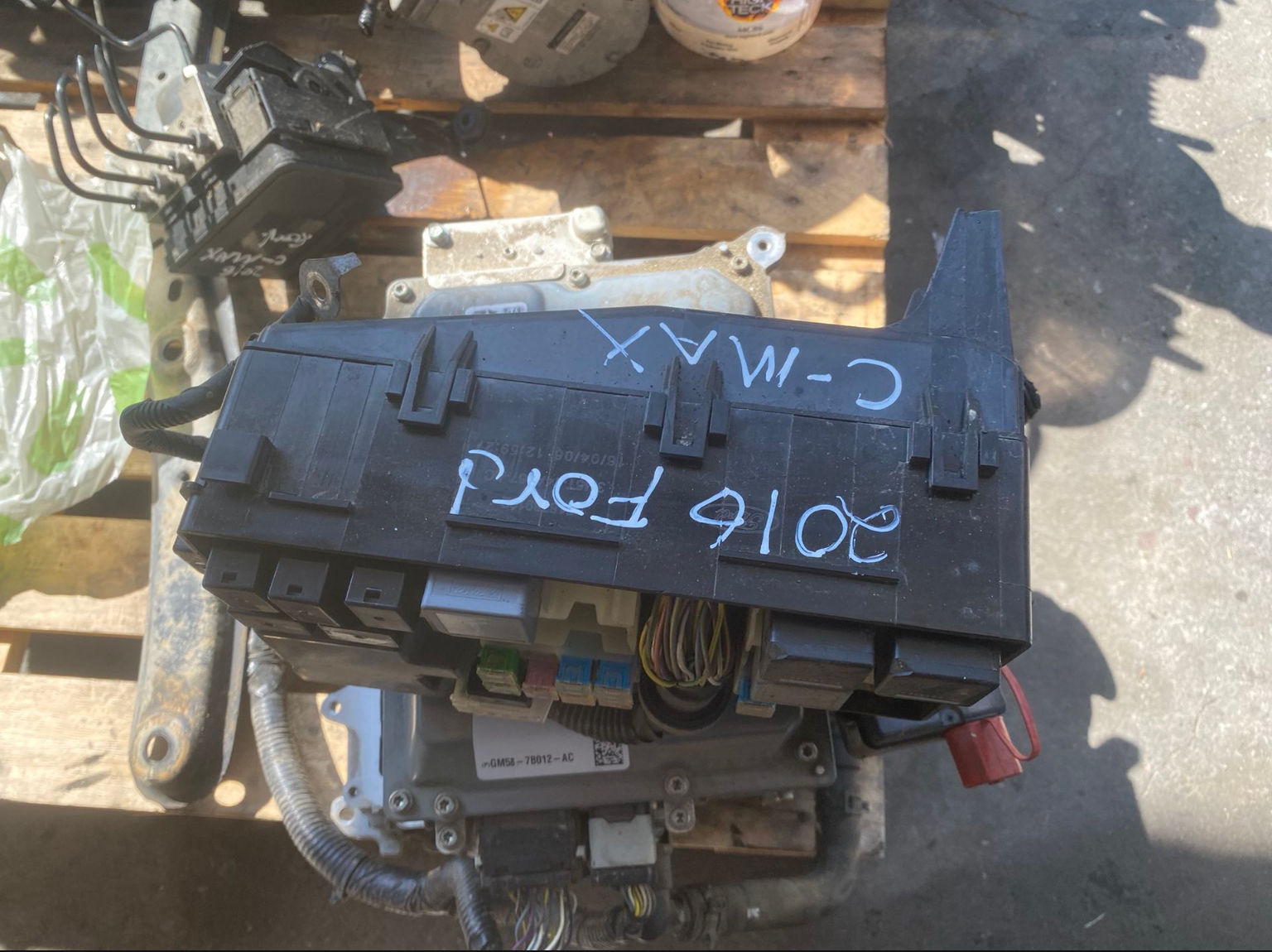 2016-2018 Ford C-max Fuse Box 