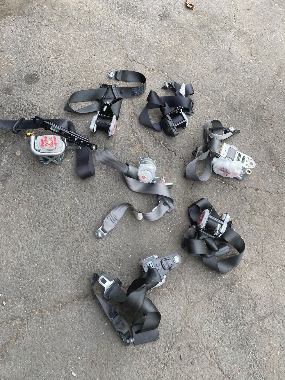Miniatura: 2014-2015 Toyota Prius Seat Belt $125 Each